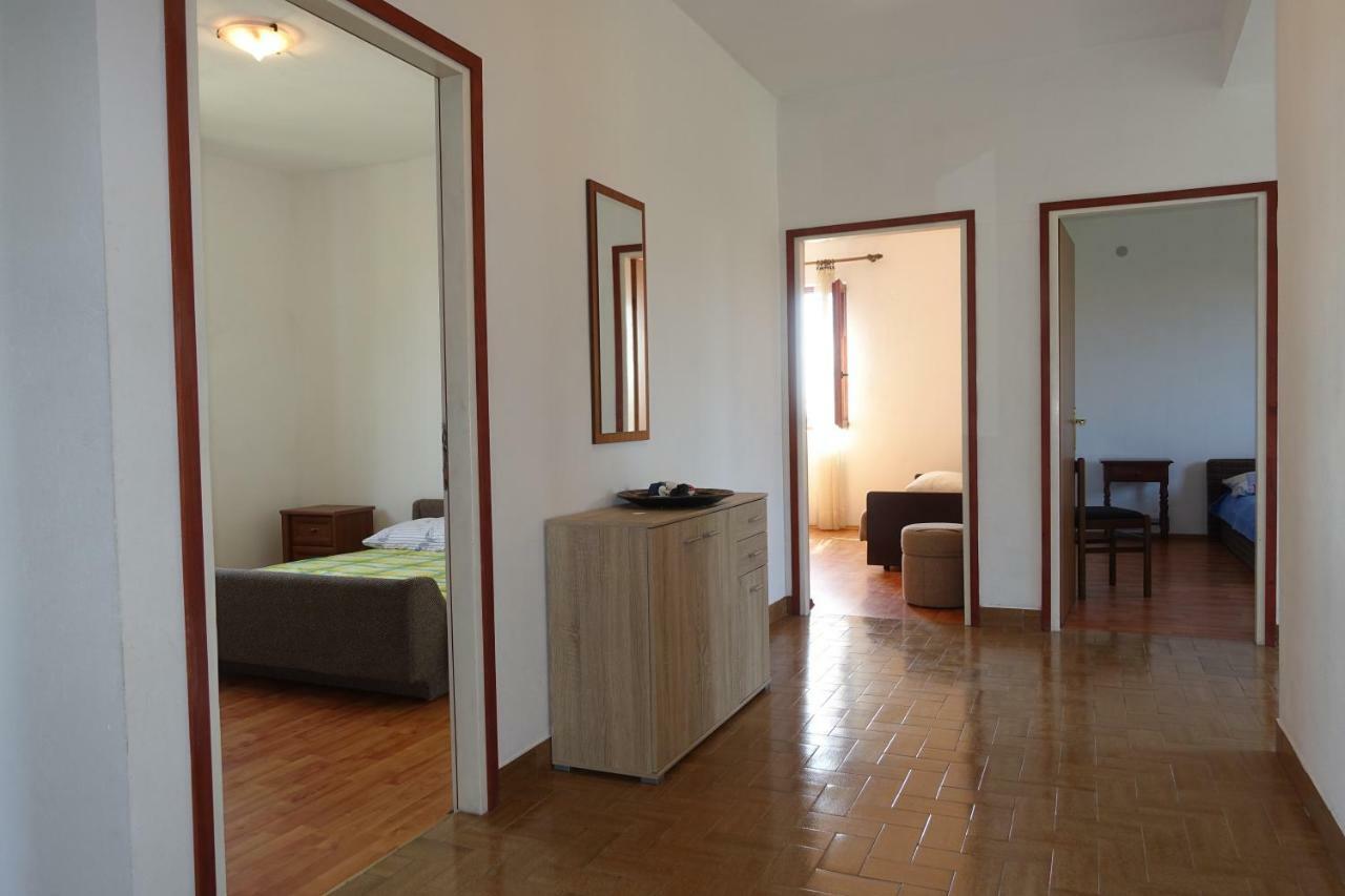Apartment Dede Nin Esterno foto